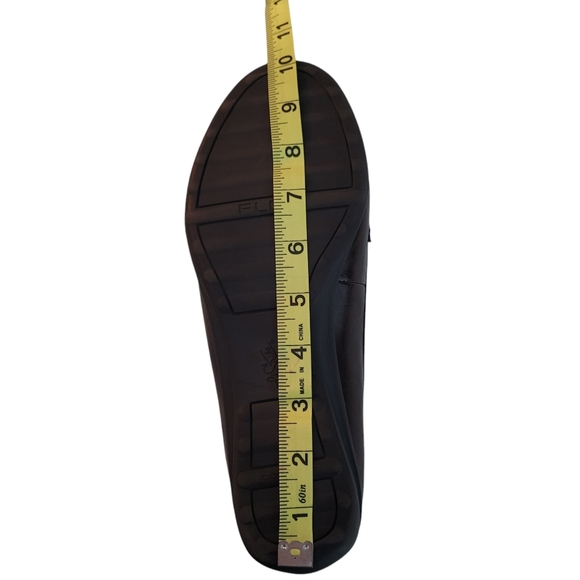 Life Stride Soft Systems Women's Sz 9 Loafers w/Gold Buckle Detail, Flats - Picture 14 of 14